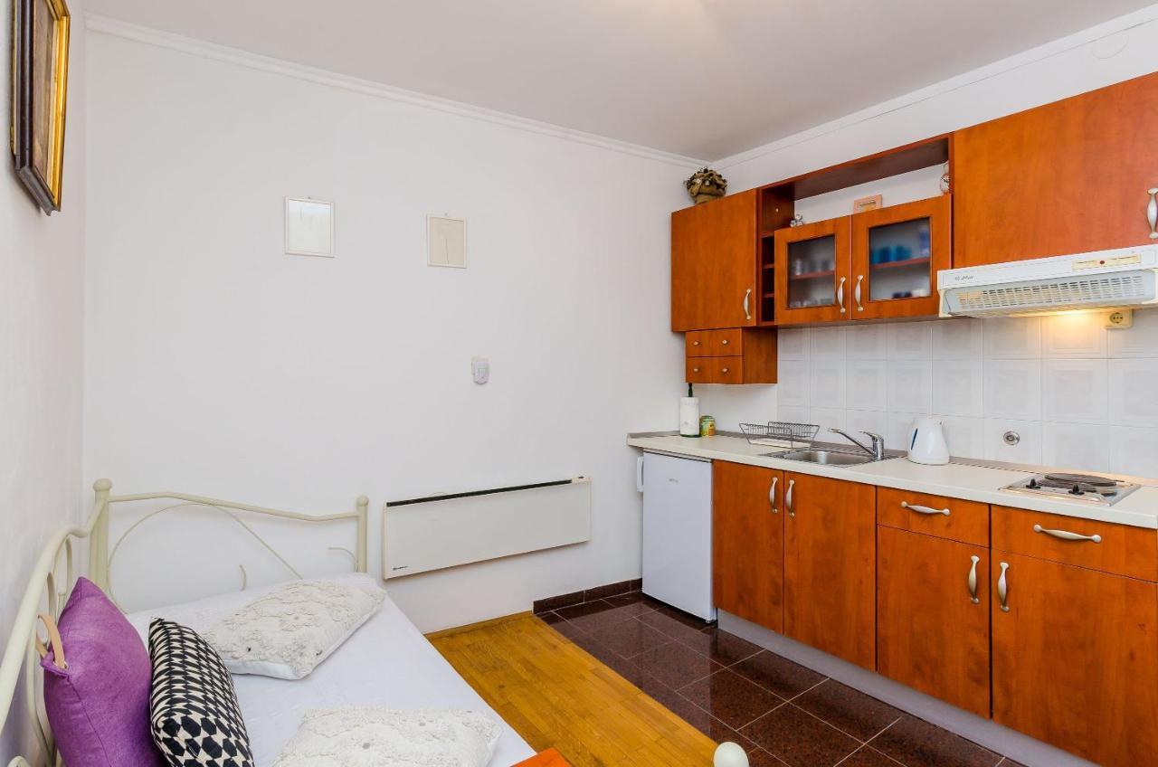Old Town Budget Apartment Dubrovnik Exterior photo
