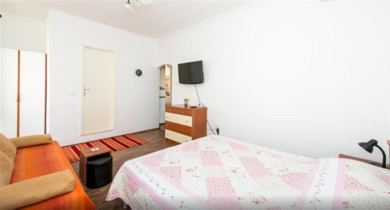 Old Town Budget Apartment Dubrovnik Room photo